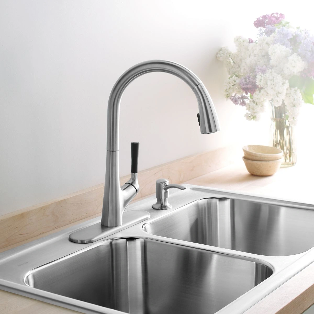 Kohler Malleco touchless motion-sensor pull-down kitchen faucet stainless steel chrome available in Chennai